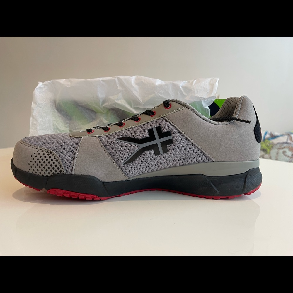 KURU QUANTUM - MEN'S MESH FITNESS SNEAKER